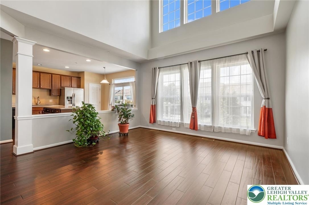8455 Starling Road - Photo 2