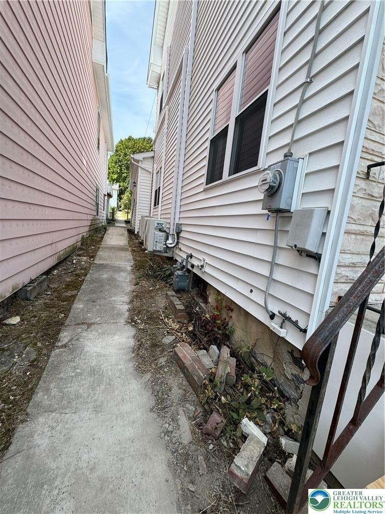 226 N 2nd Street - Photo 2