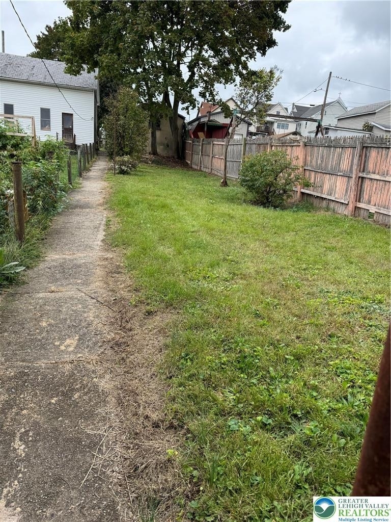 226 N 2nd Street - Photo 5