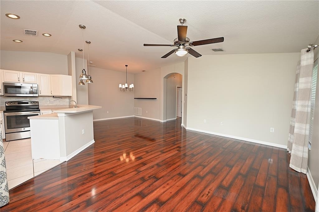 7147 Cedarcrest Boulevard - Photo 11