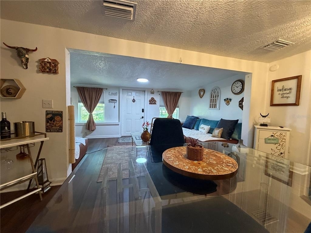 2425 Se 10th Avenue - Photo 9