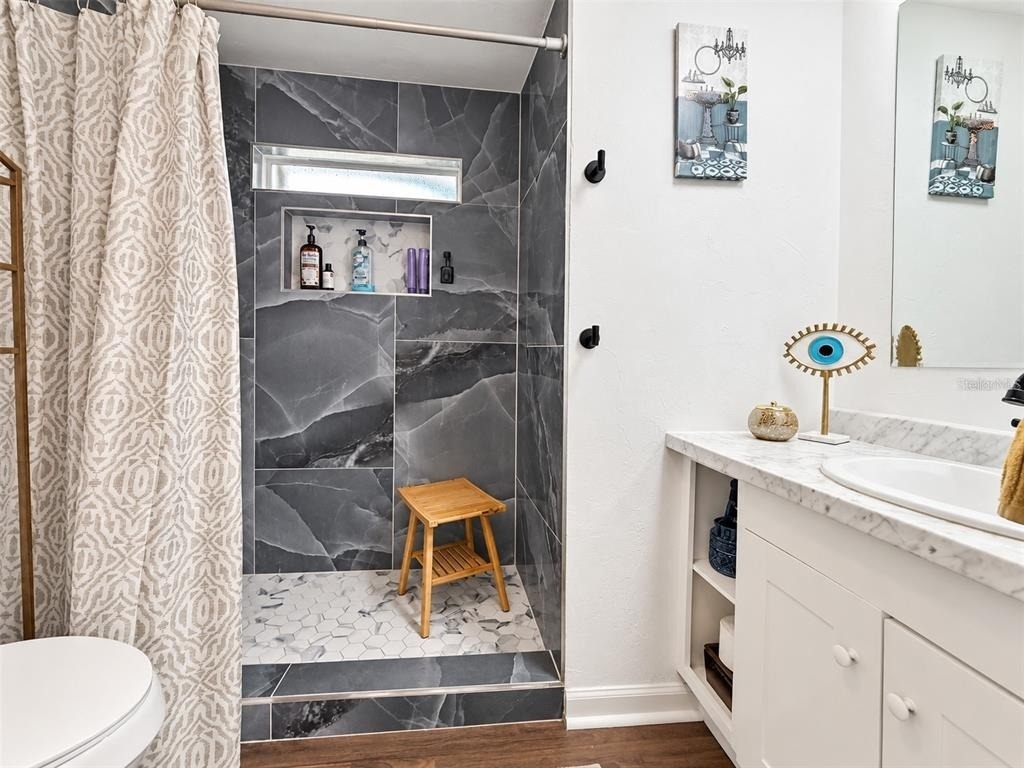 2425 Se 10th Avenue - Photo 9