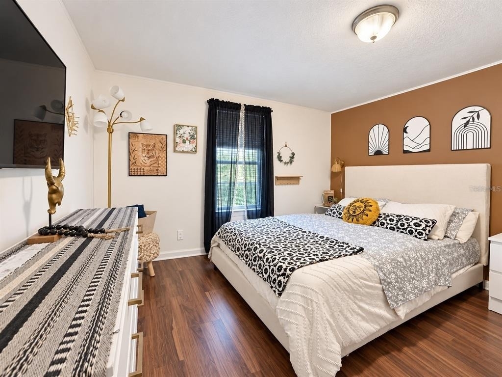 2425 Se 10th Avenue - Photo 10