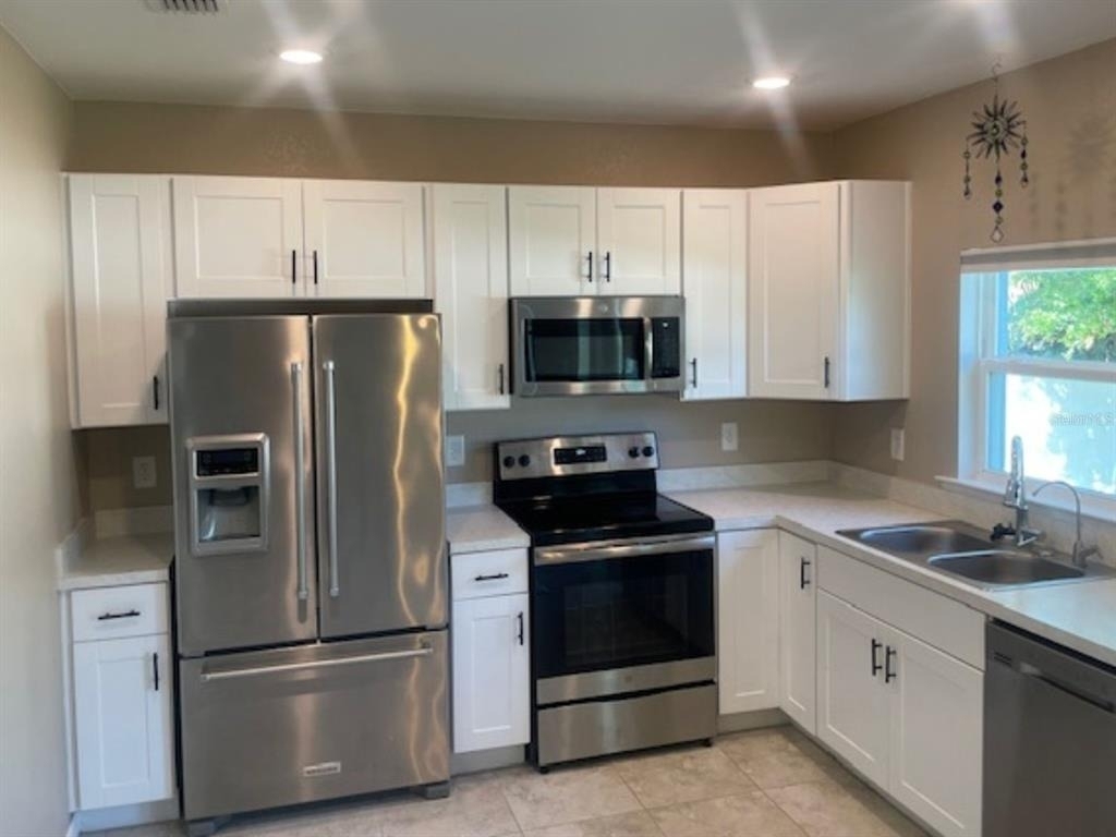 2966 Bay City Terrace - Photo 4