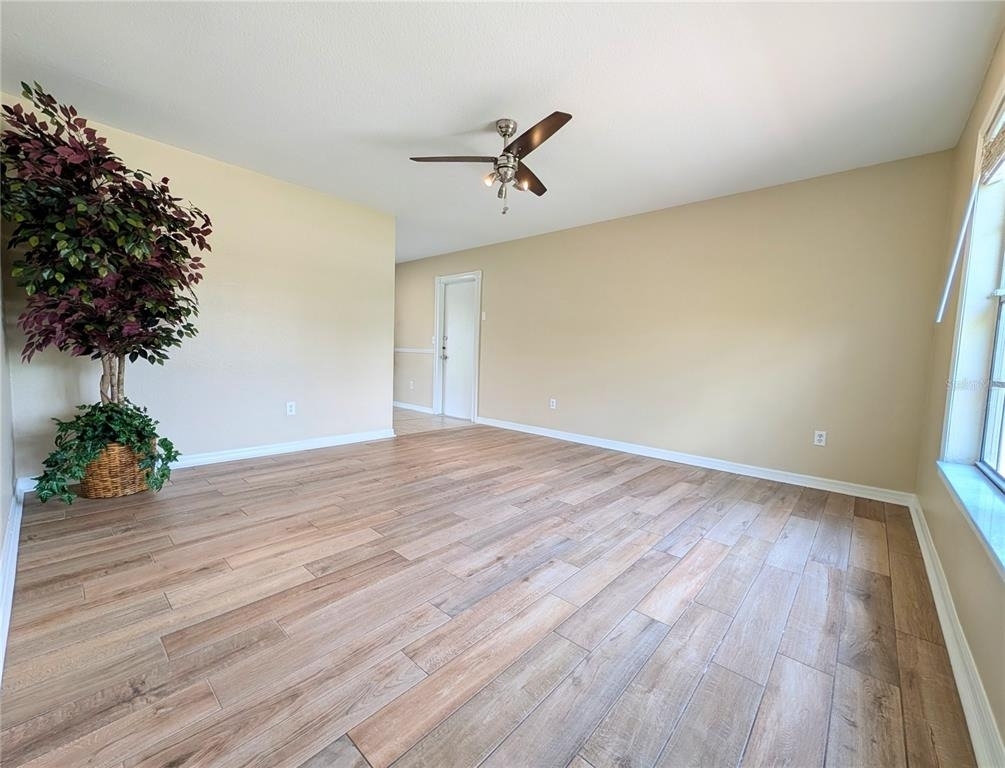 6734 Stardust Avenue - Photo 4