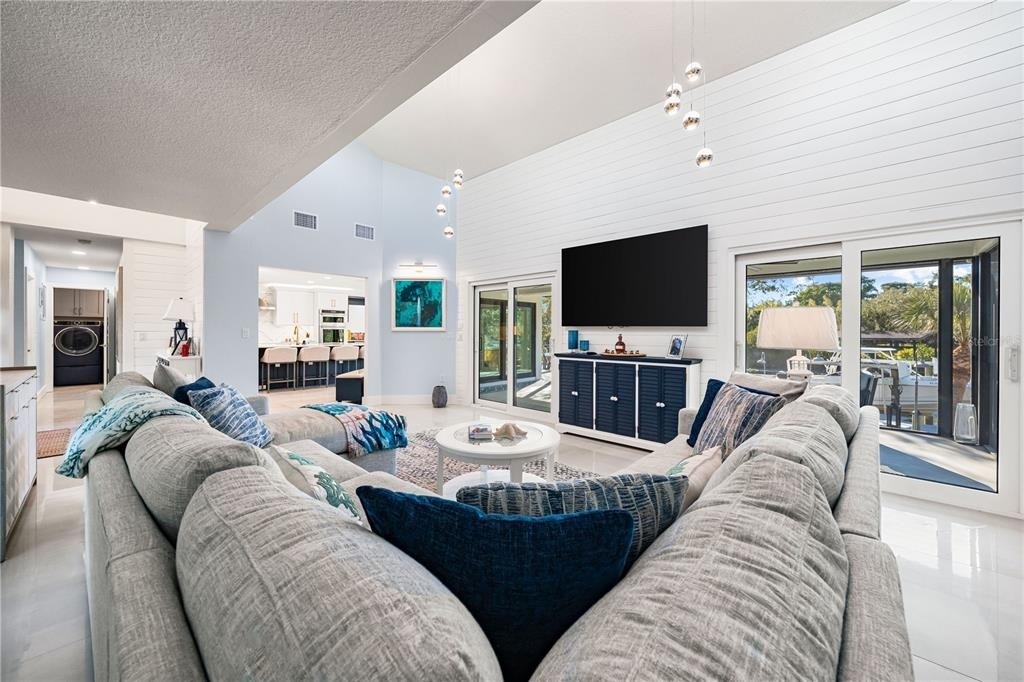 2500 Monterey Street - Photo 4