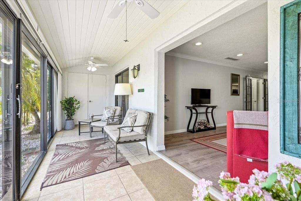 4540 Bee Ridge Road - Photo 9