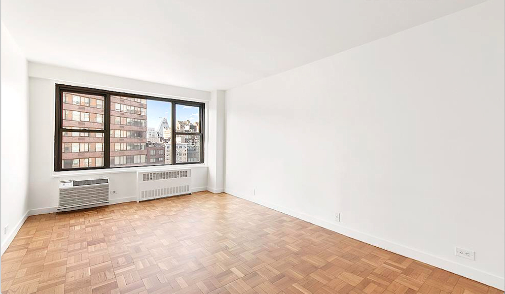 3rd Ave - Photo 3
