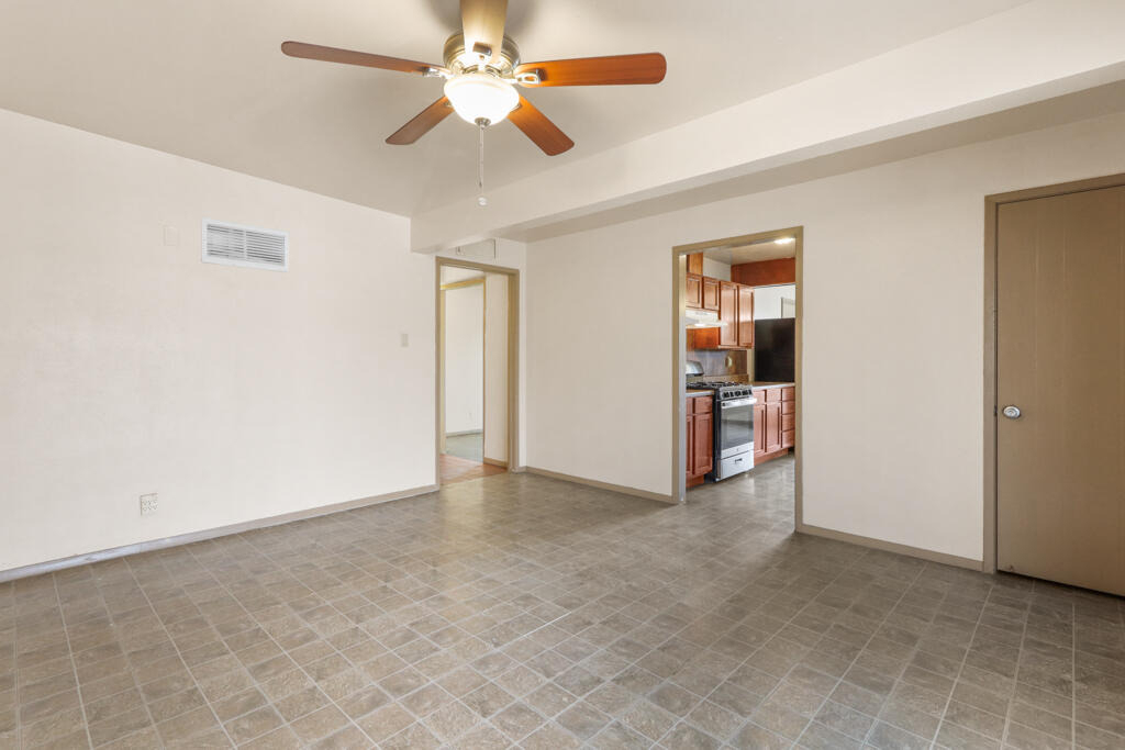 5201 Cornell Avenue - Photo 14