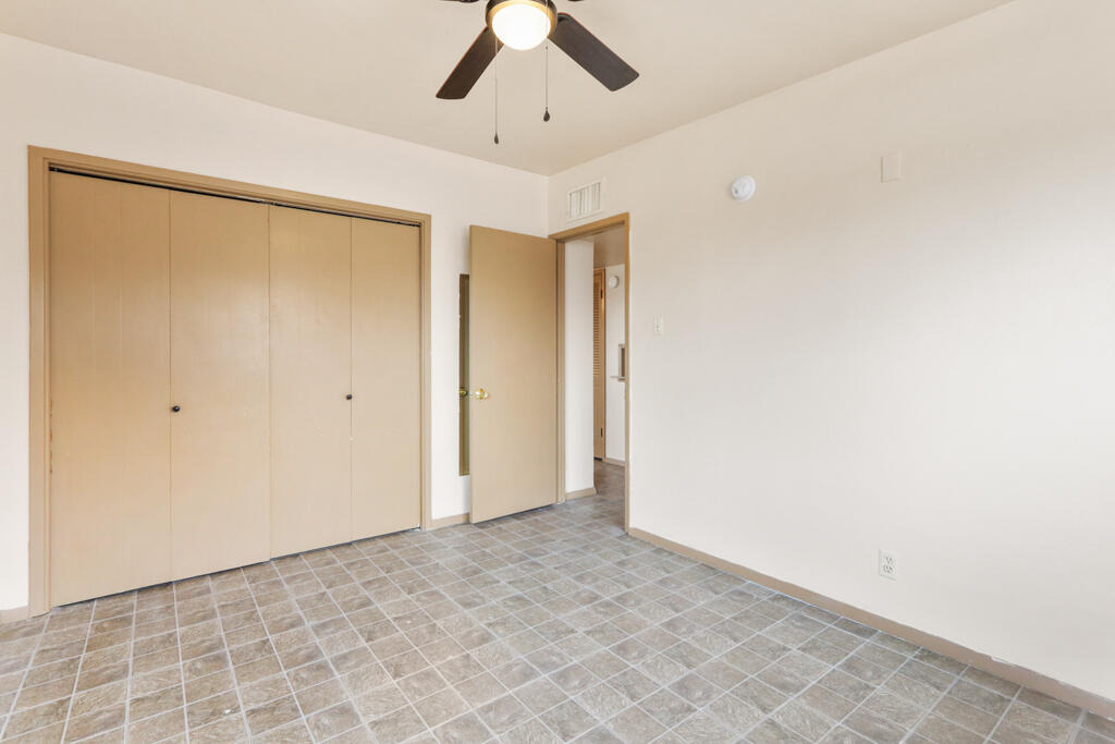 5201 Cornell Avenue - Photo 9