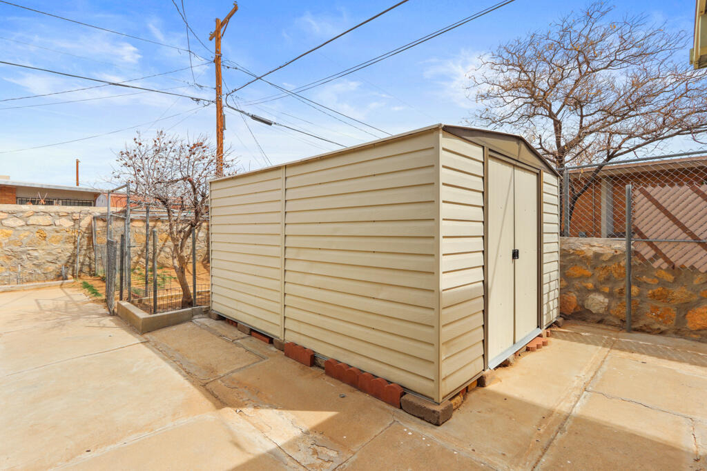 5201 Cornell Avenue - Photo 34