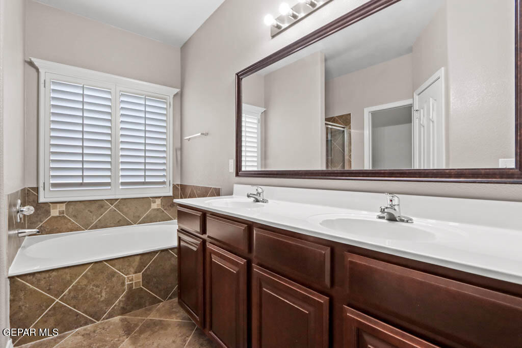 14229 Bluesky Point Court - Photo 30