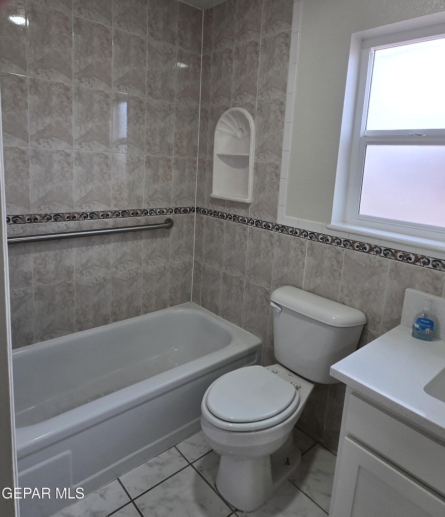 11188 Shoreline Drive - Photo 19