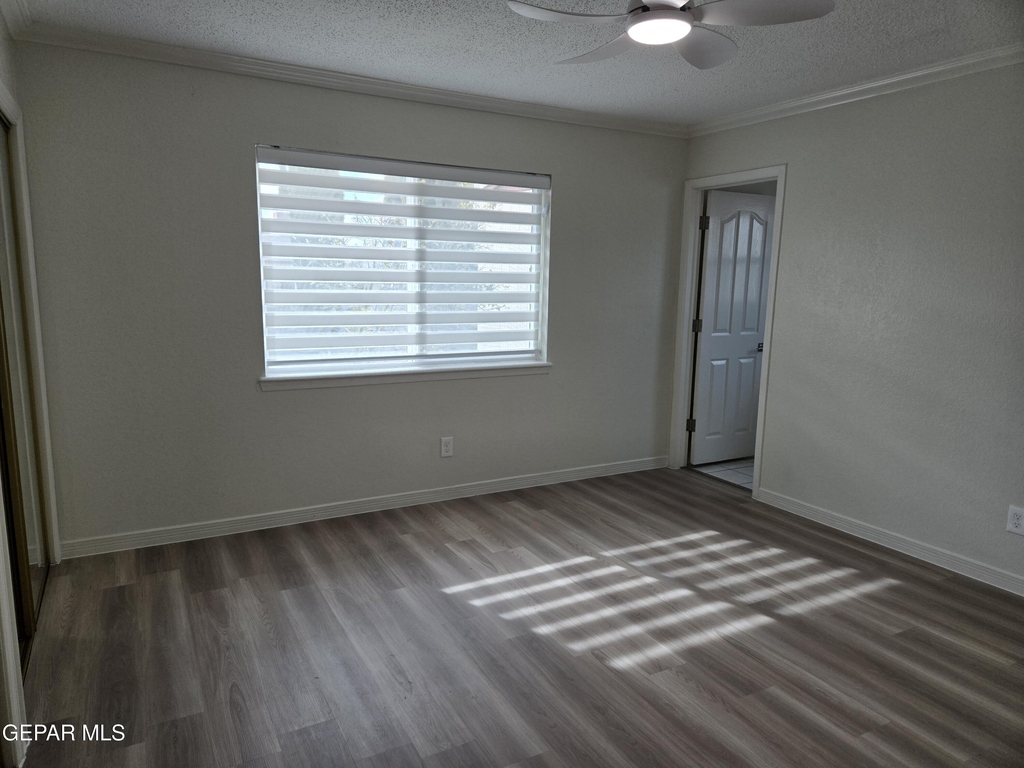11188 Shoreline Drive - Photo 12
