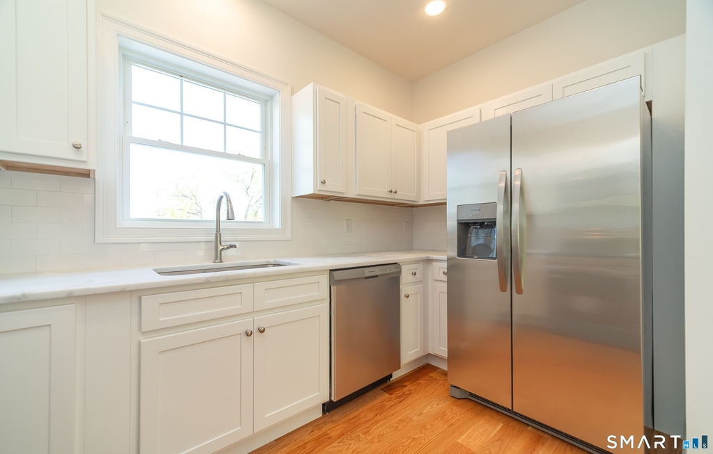 1154 Poquonnock Road - Photo 5