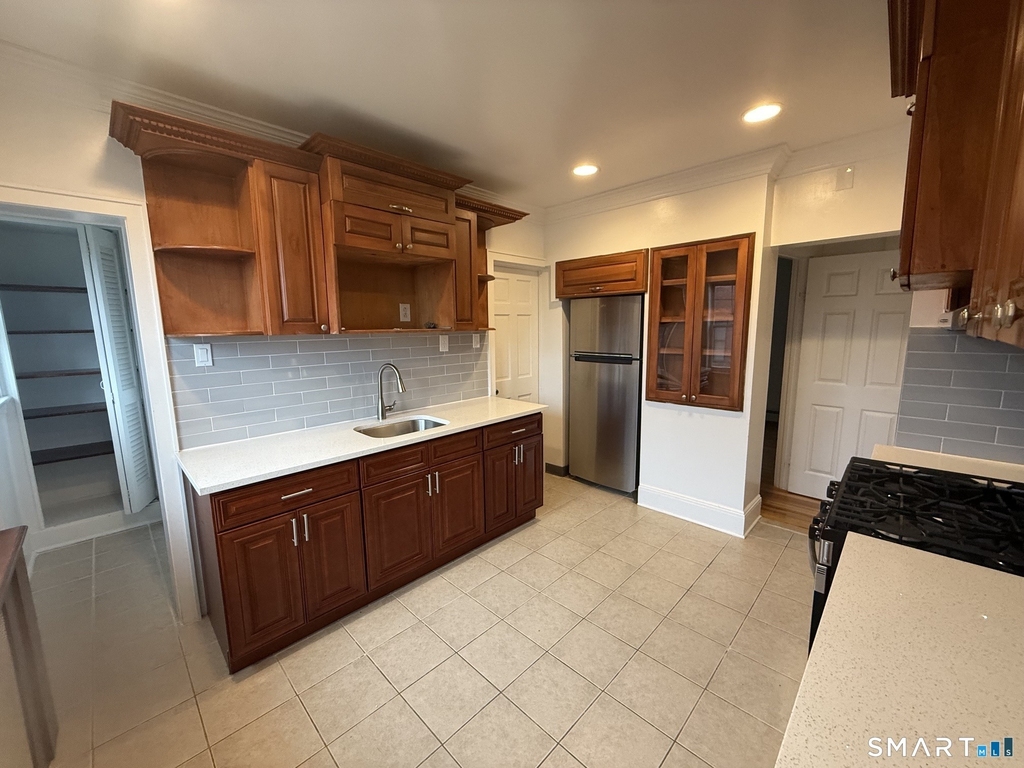 293 Beechmont Avenue - Photo 5