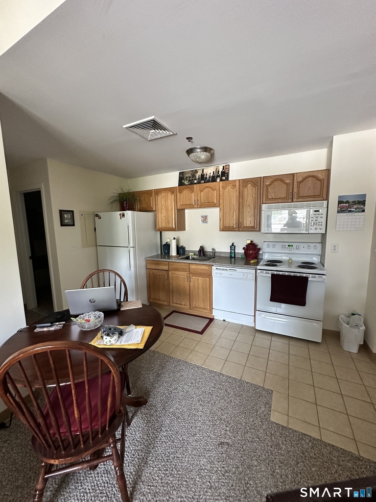 179 Main Street - Photo 4