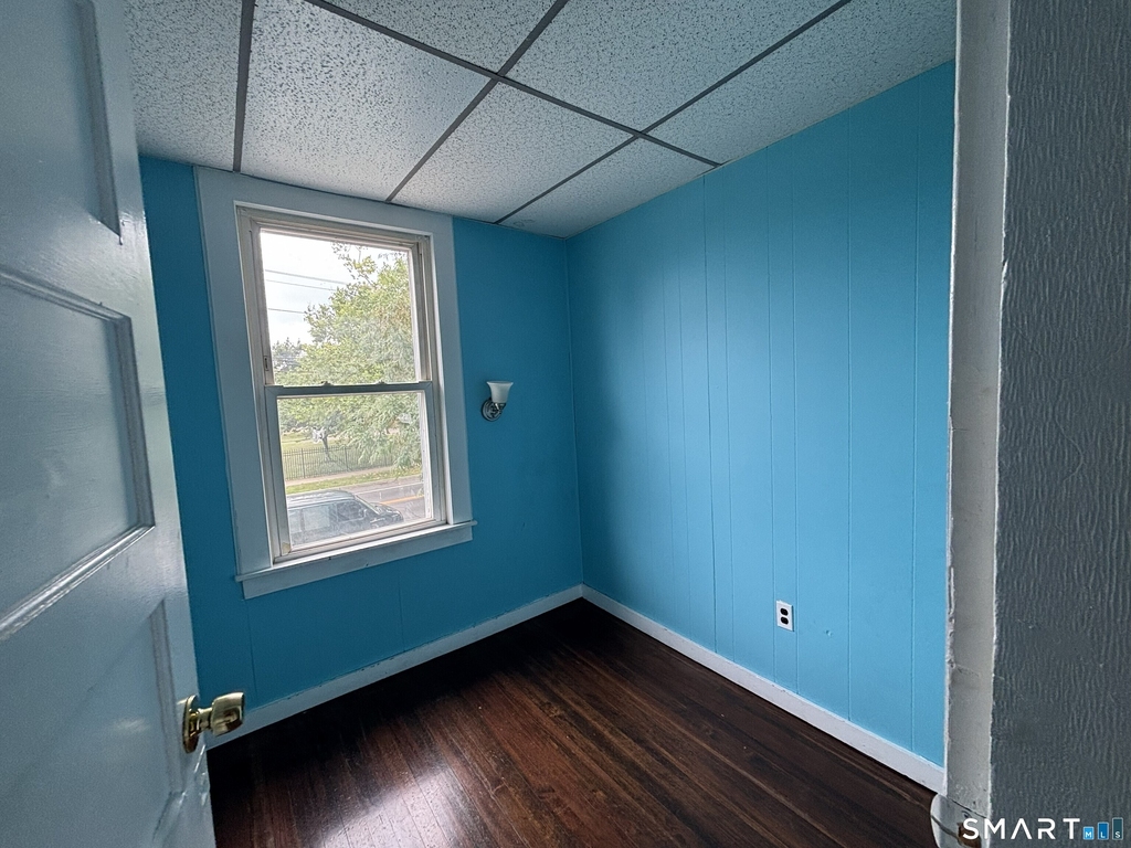 1566 North Avenue - Photo 11