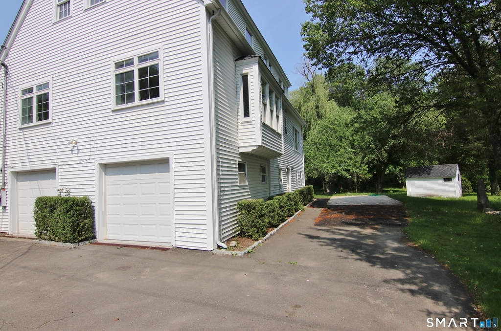 821 Long Ridge Road - Photo 16