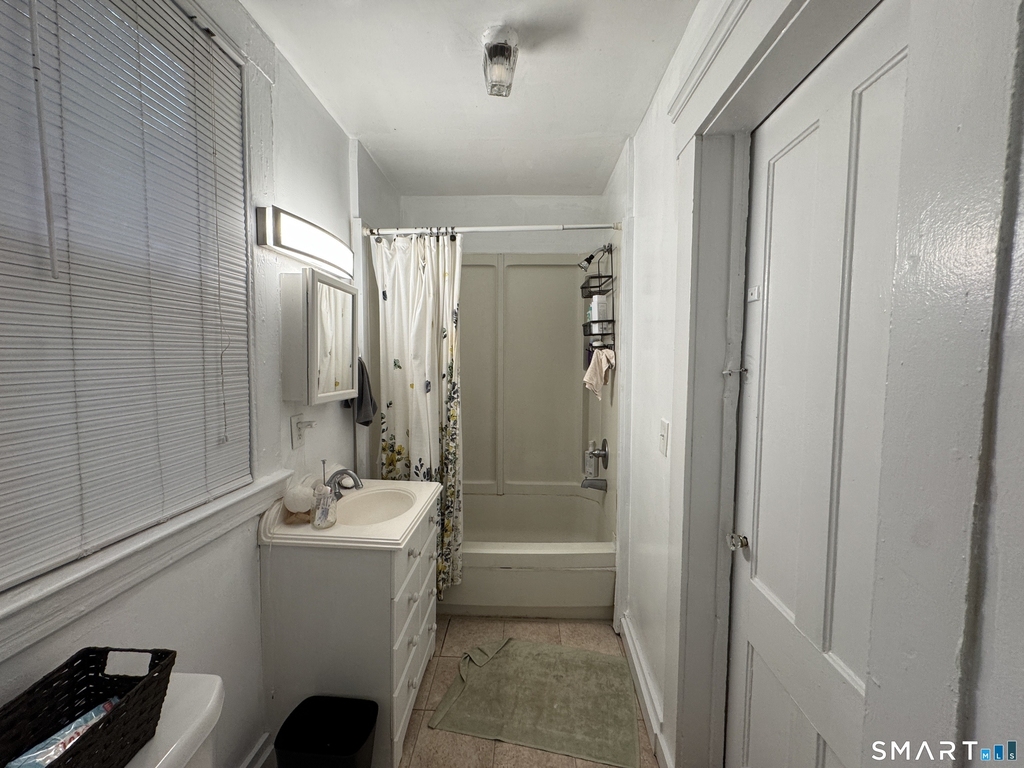 49 Edwards Street - Photo 4