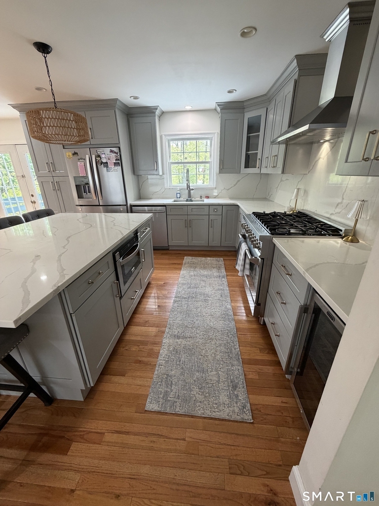 24 Country Club Road - Photo 4