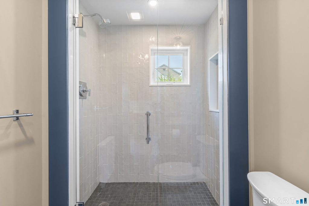16 Saint Charles Avenue - Photo 17