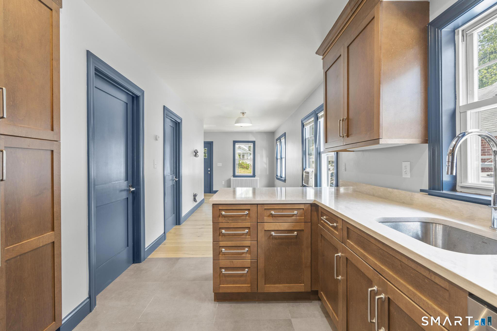 16 Saint Charles Avenue - Photo 10
