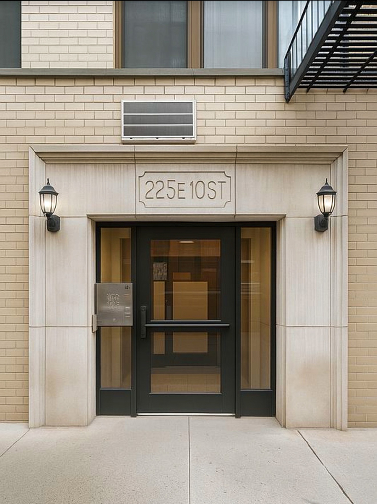 225 East 10th Street - Photo 5