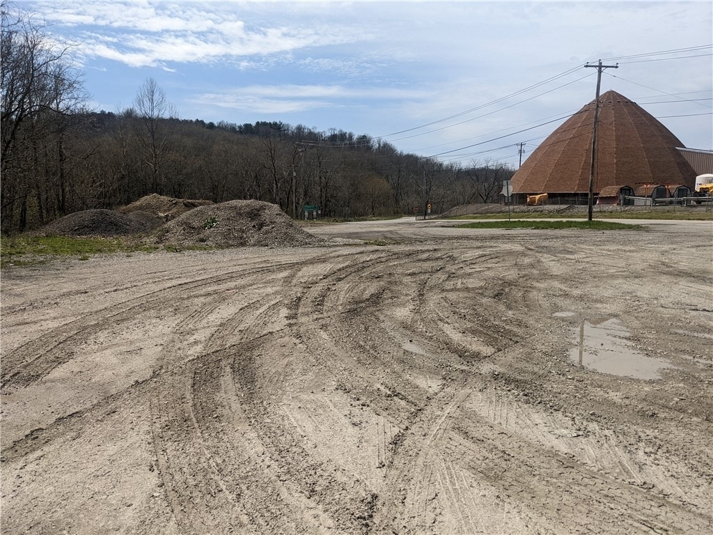 1099 Jolly School Rd - Photo 8