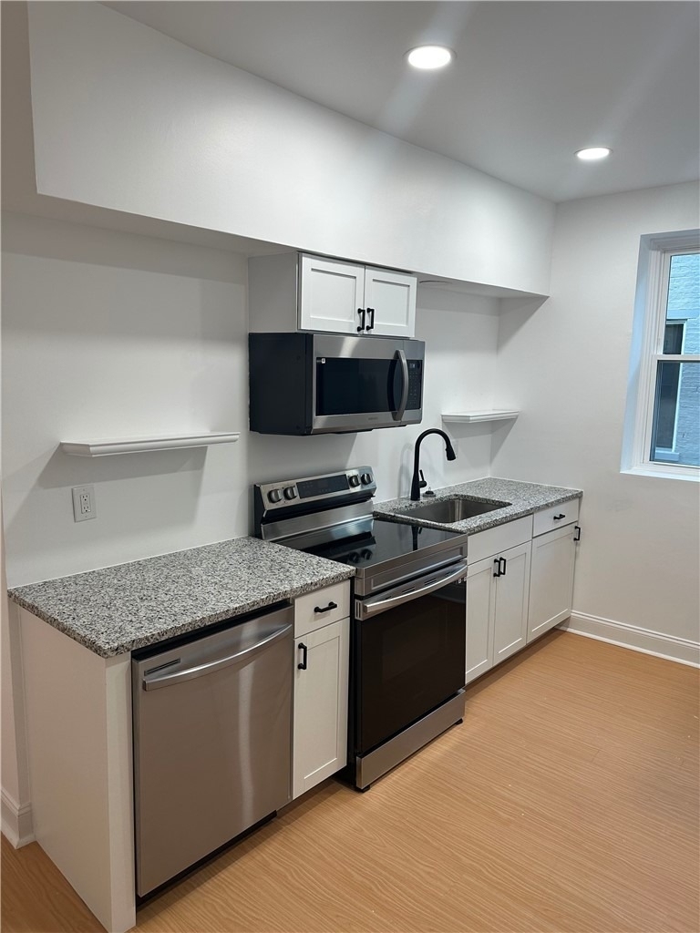 1415 Columbus Ave - Photo 4
