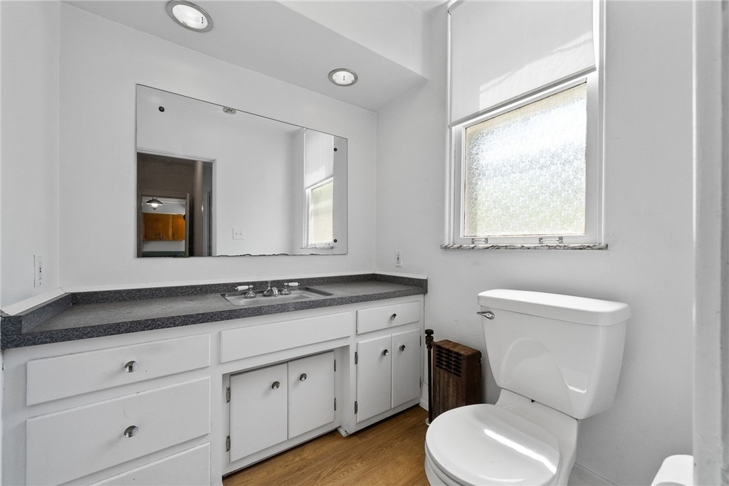 1306 Ridge Ave - Photo 16