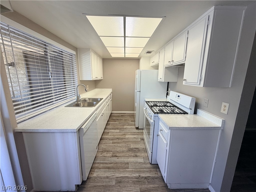 1405 Vegas Valley Drive - Photo 7