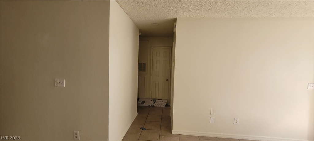 2121 Chertsey Drive - Photo 7