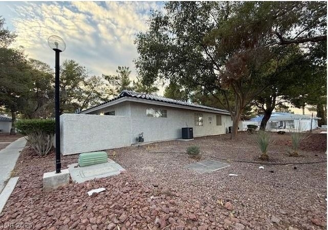 2121 Chertsey Drive - Photo 1
