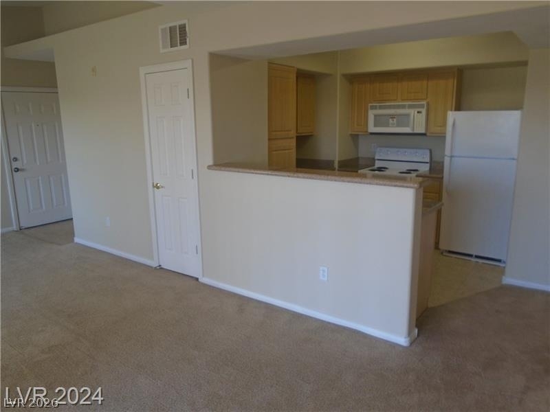 8000 W Badura Avenue - Photo 10
