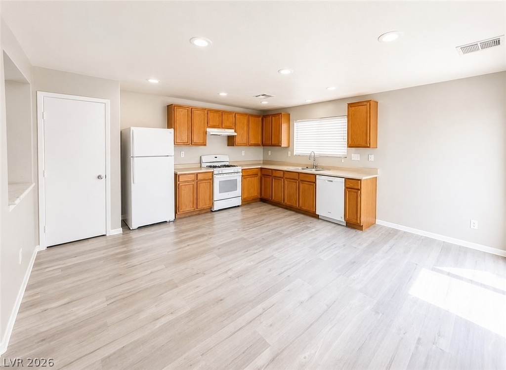689 Wallington Estate Street - Photo 3