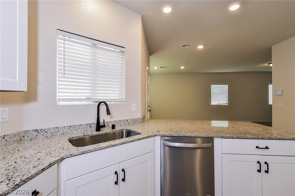 4527 Sapphire Moon Avenue - Photo 4