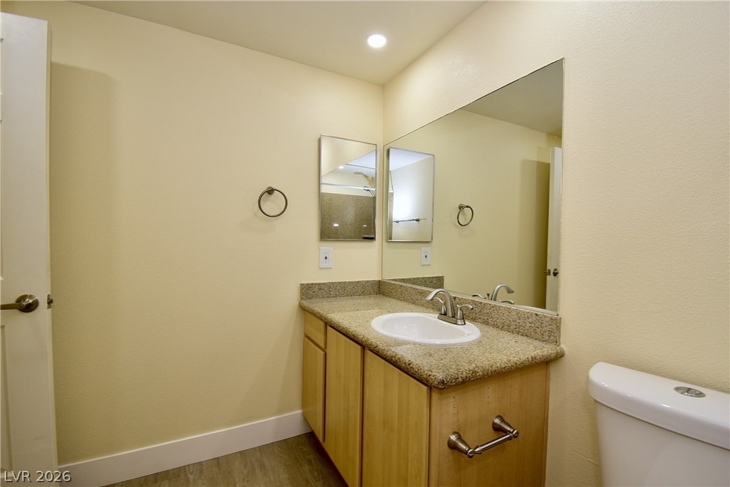 8000 Badura Avenue - Photo 19