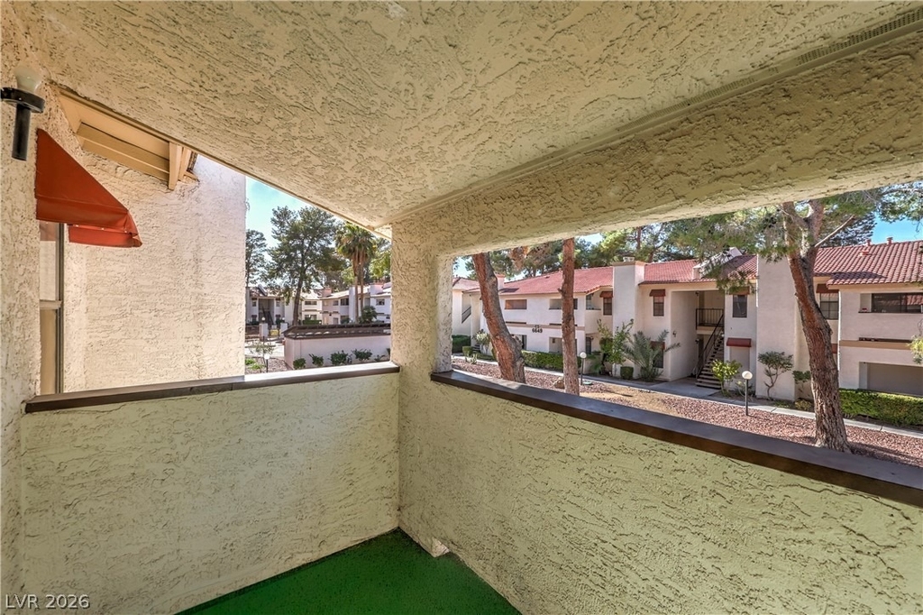 6647 W Tropicana Avenue - Photo 15
