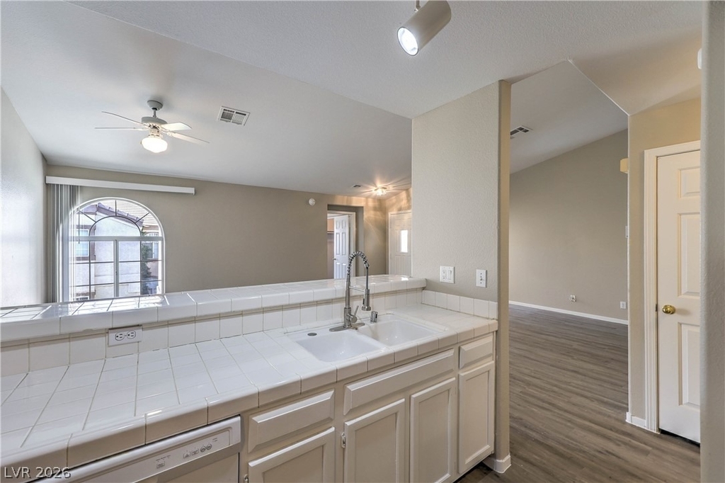 3637 Ian Thomas Street - Photo 5