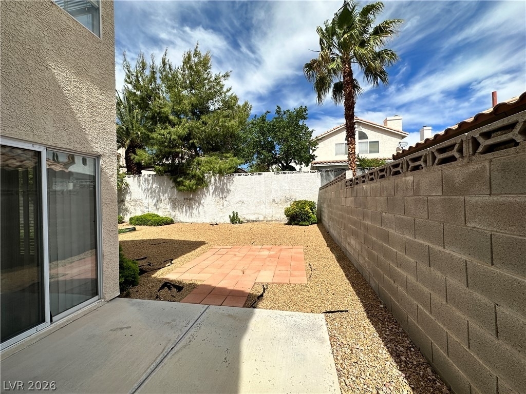 1805 Scenic Sunrise Drive - Photo 3