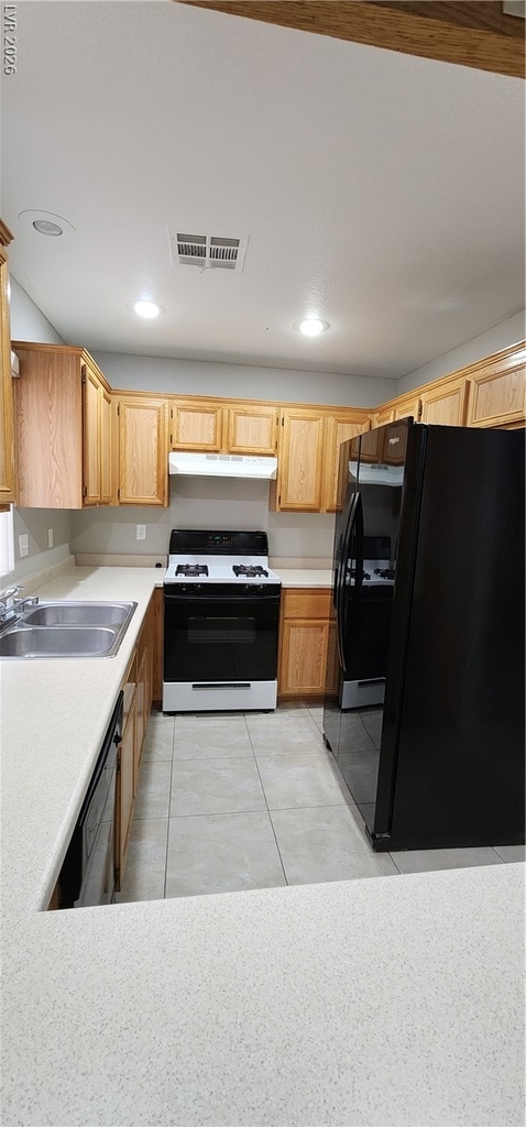 2048 Audrey Hepburn Street - Photo 6