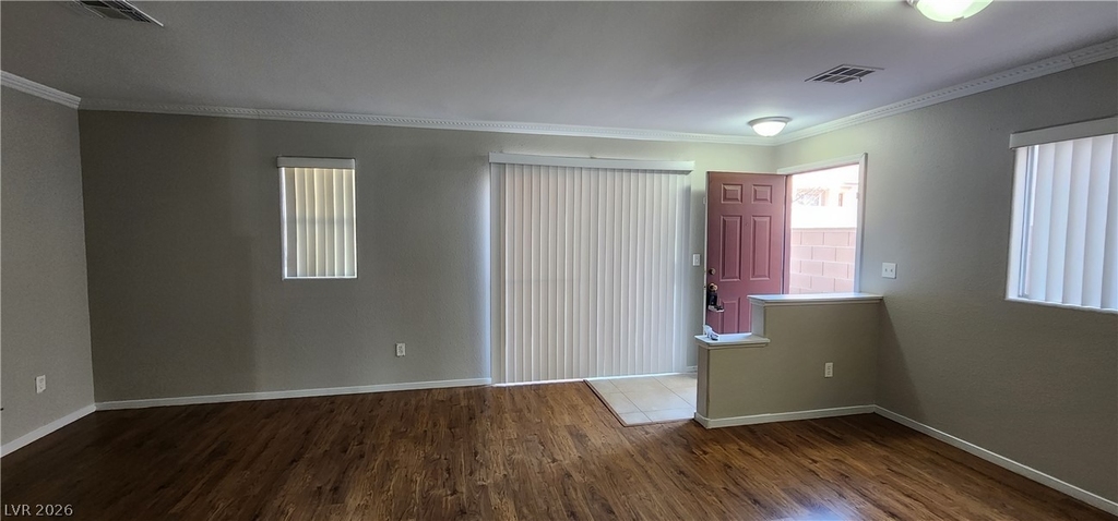 2048 Audrey Hepburn Street - Photo 3