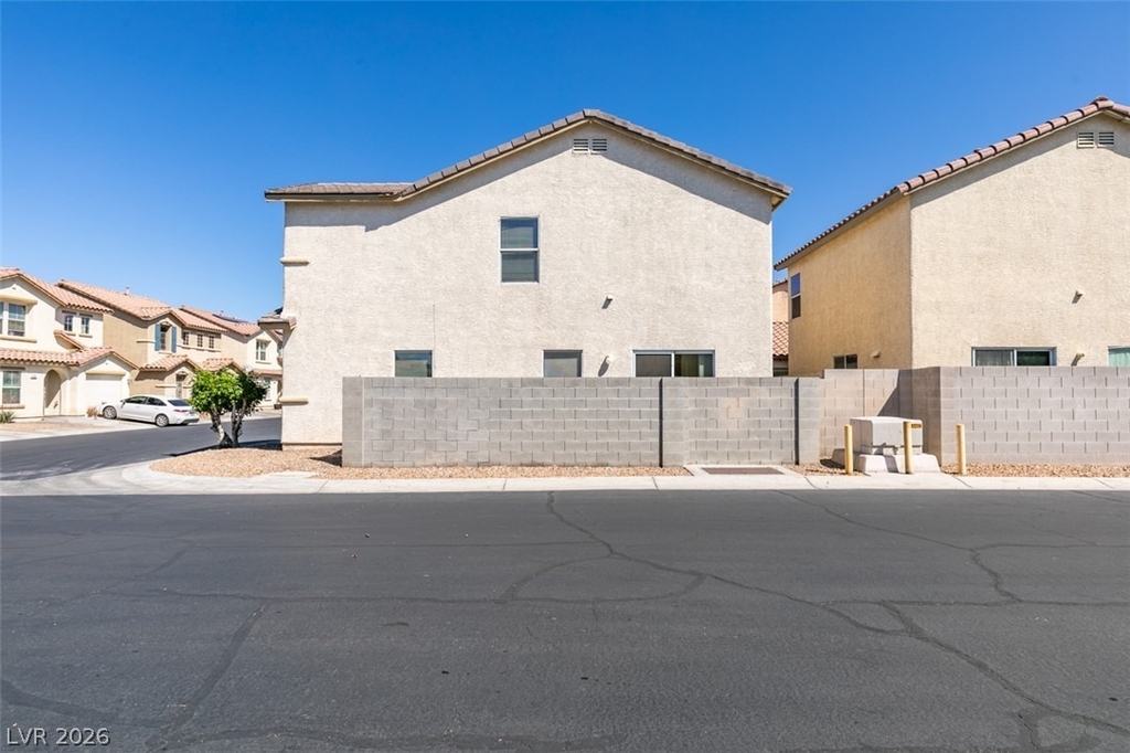 1170 Orange Meadow Street - Photo 30
