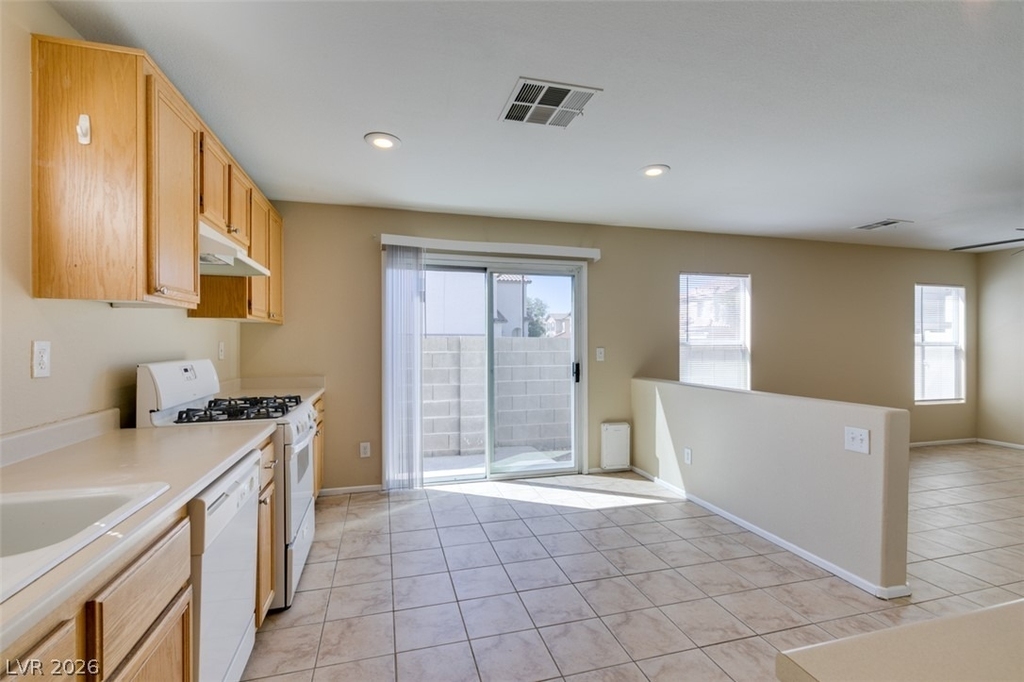 1170 Orange Meadow Street - Photo 12