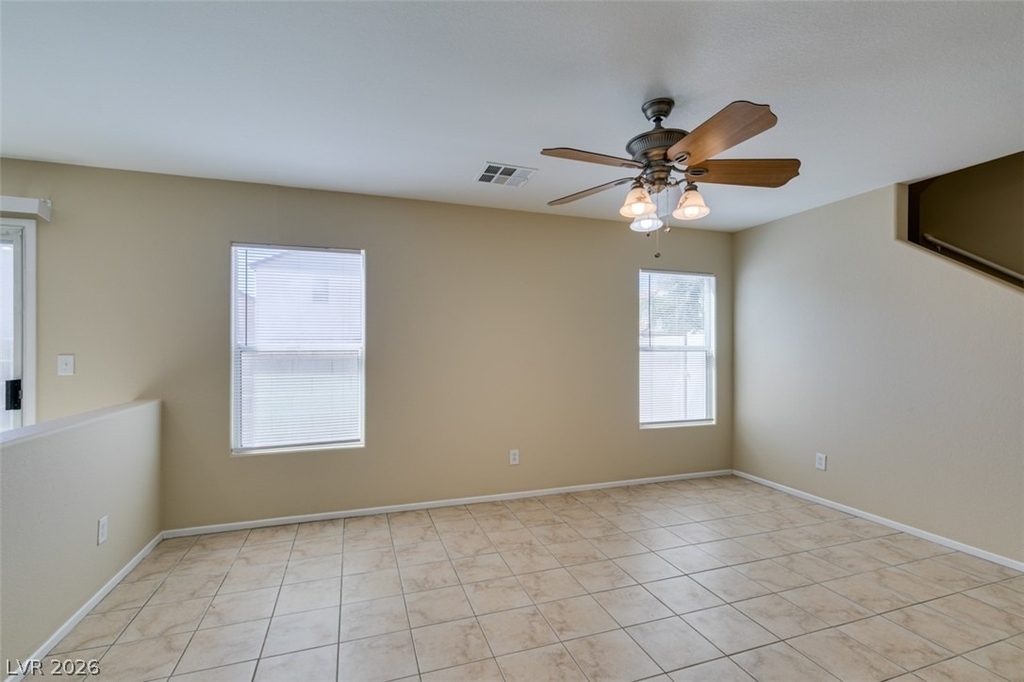 1170 Orange Meadow Street - Photo 4
