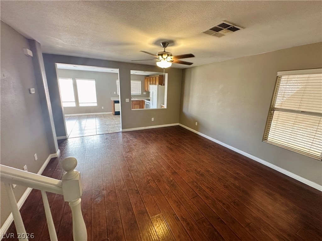 7989 Hilltop Windmill Street - Photo 2