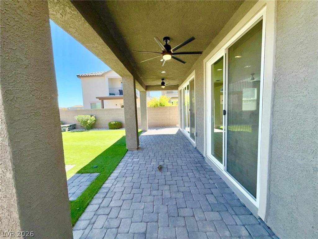 4442 Frias Falls Avenue - Photo 11
