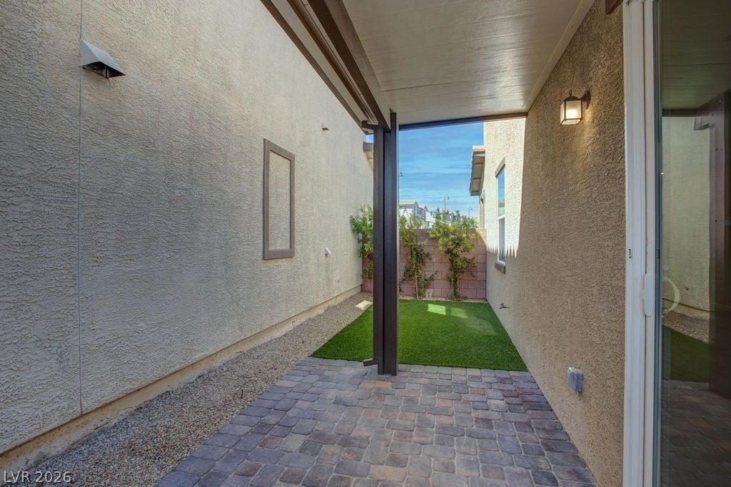 2648 Montesilvano Place - Photo 43