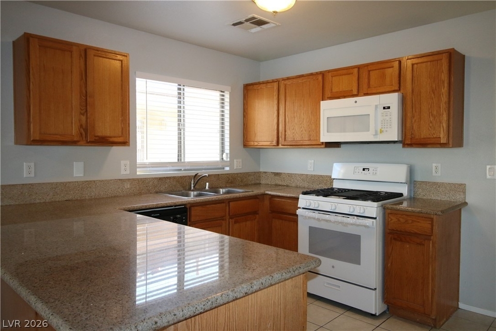 7868 Steamboat Springs Court - Photo 5
